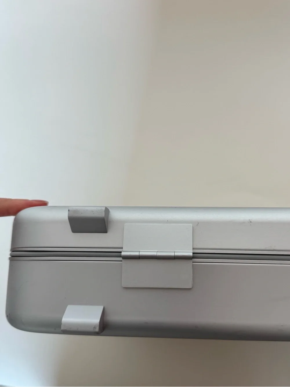 rimowa briefcase